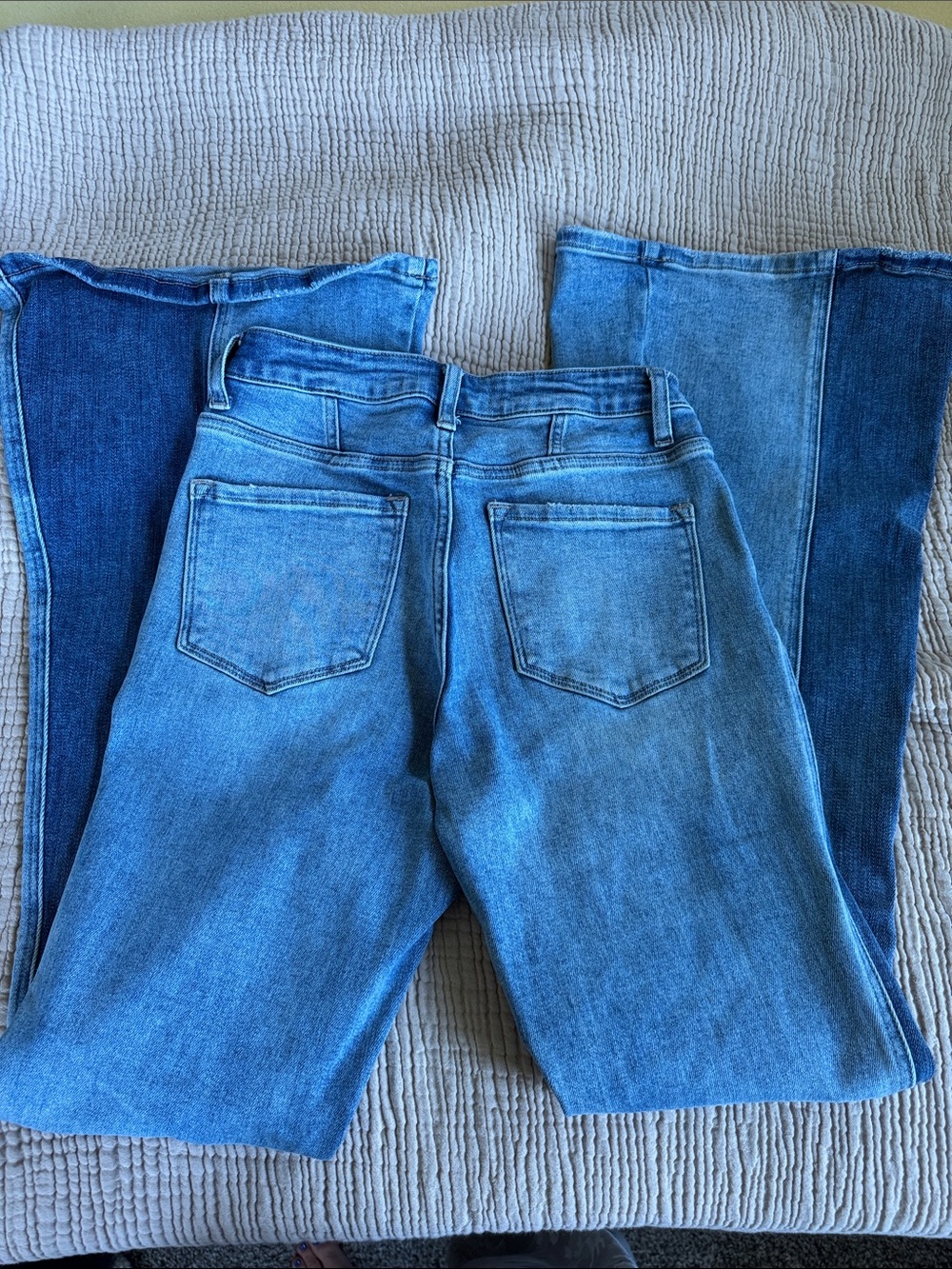 Flying monkey Two-Tone Blue Women’s Jeans 26 long flare bottom - Picture 3 of 3
